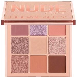 Huda Beauty Nude Obsessions Medium